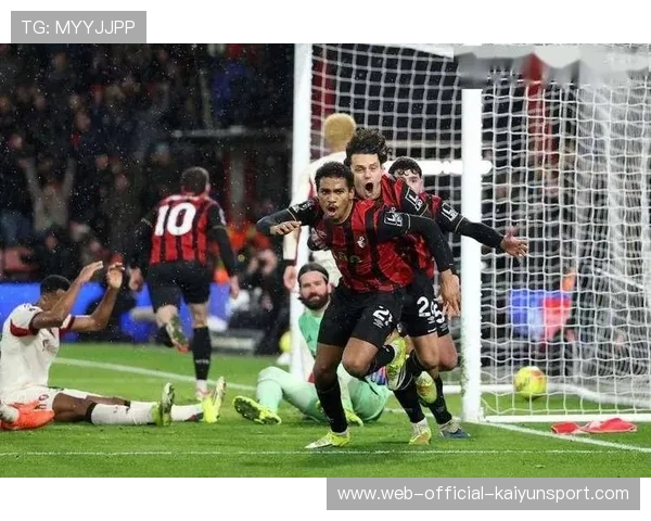 朗斯1-3客负马赛,十连胜遭终结让出榜首位置 朗斯1-3客负马赛,十连胜遭终结让出榜首位置